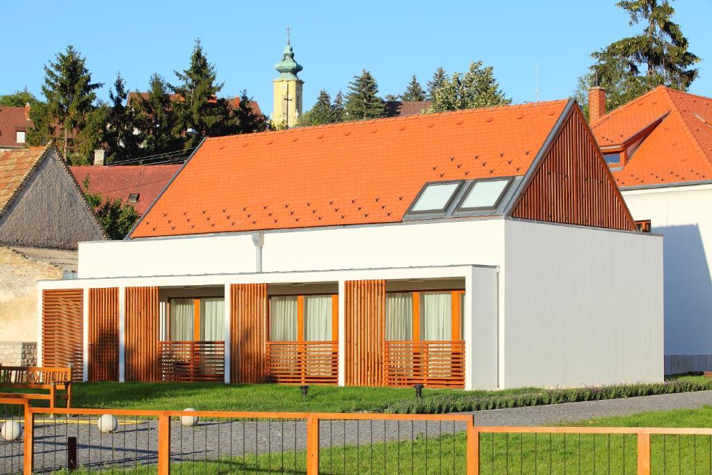 Hotel Historia Malomkert Veszprém Esterno foto